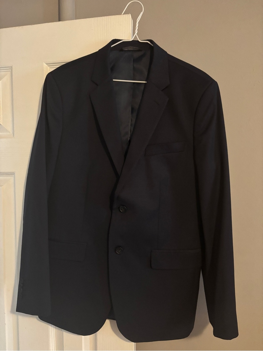 Banana Republic Classic Men's Black Blazer - Tailored Two-Button Jacket size 42S